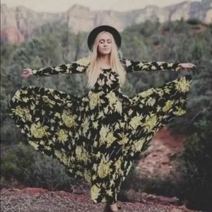 Free People First Kiss Dress : maxi : size Medium